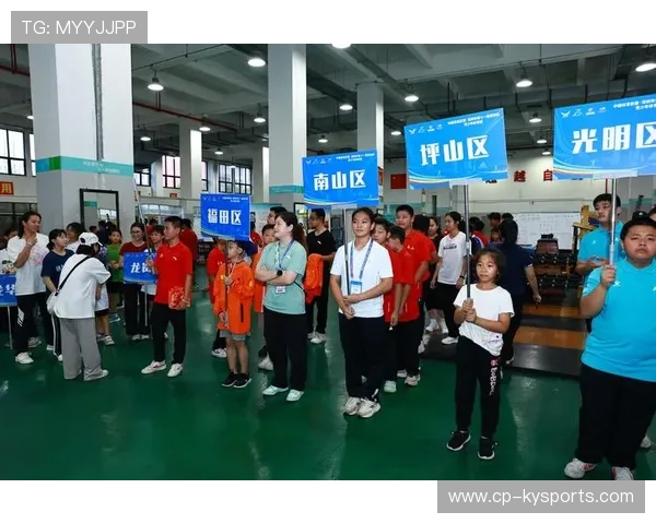 举重学院加强青少年力量动作规范与伤病预防，青少年举重级别